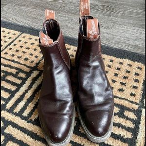 R.M. Willams size 6 1/2 brown Erica boot